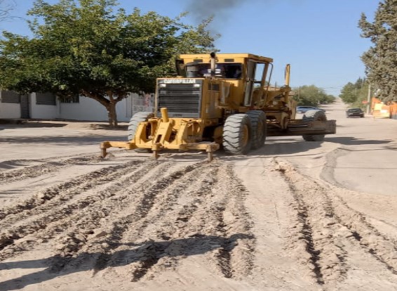 Arregla la Dirección de Desarrollo Rural las calles en el Valle de Juárez