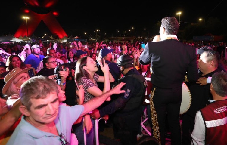 Con la participación de Pablo Montero cierra Festival Juárez Juangabrielísimo