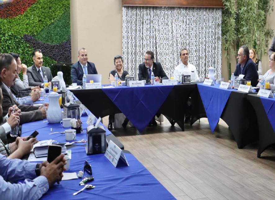 Informa director de la JMAS al CCE sobre proyectos que se realizan en Juárez