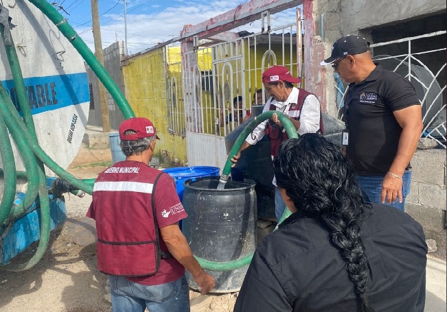Avanza entre de agua en colonias carentes de liquido